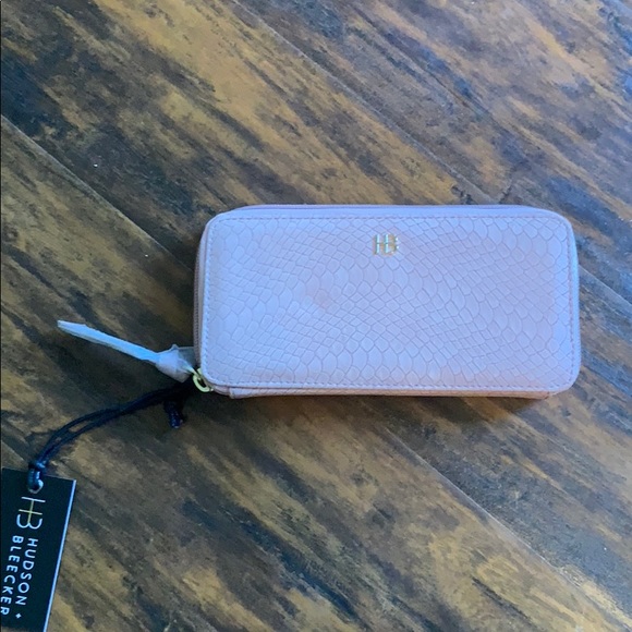 🐳 Pink wallet - Picture 1 of 4